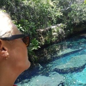 Meet your Posher, Hayley